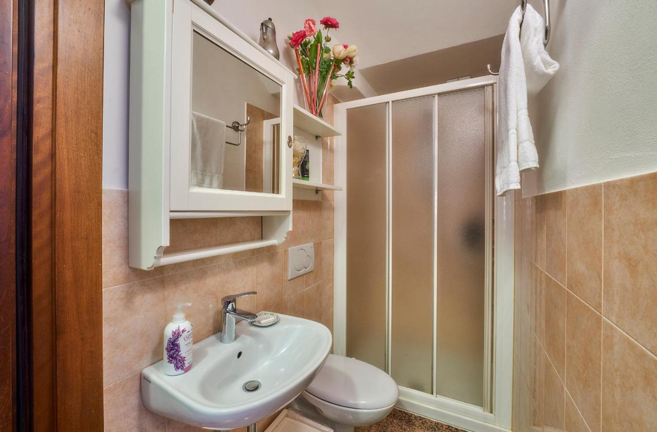 B&B - Foresteria - Frontelago Lake Como Mandello del Lario Bagian luar foto