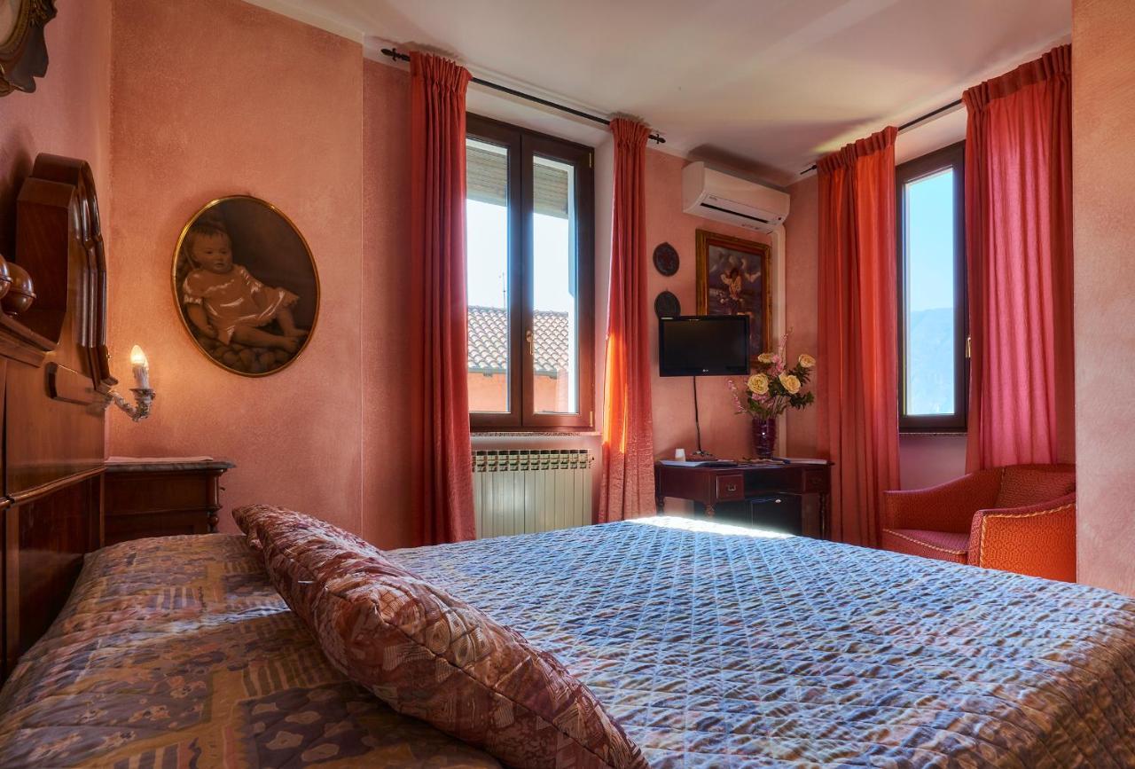 B&B - Foresteria - Frontelago Lake Como Mandello del Lario Bagian luar foto
